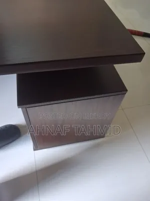 টিভির কেবিনেট বিক্রির জন্য। ব্যবহৃত
