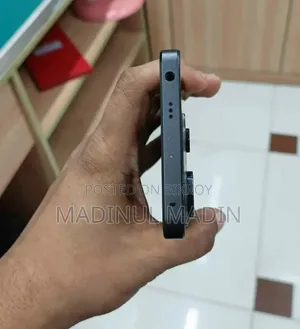শাওমি রেডমি নোট ১৩ ২৫৬ জিবি ব্ল্যাক