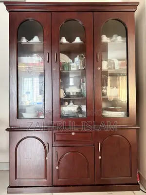 ওয়াল শোকেস