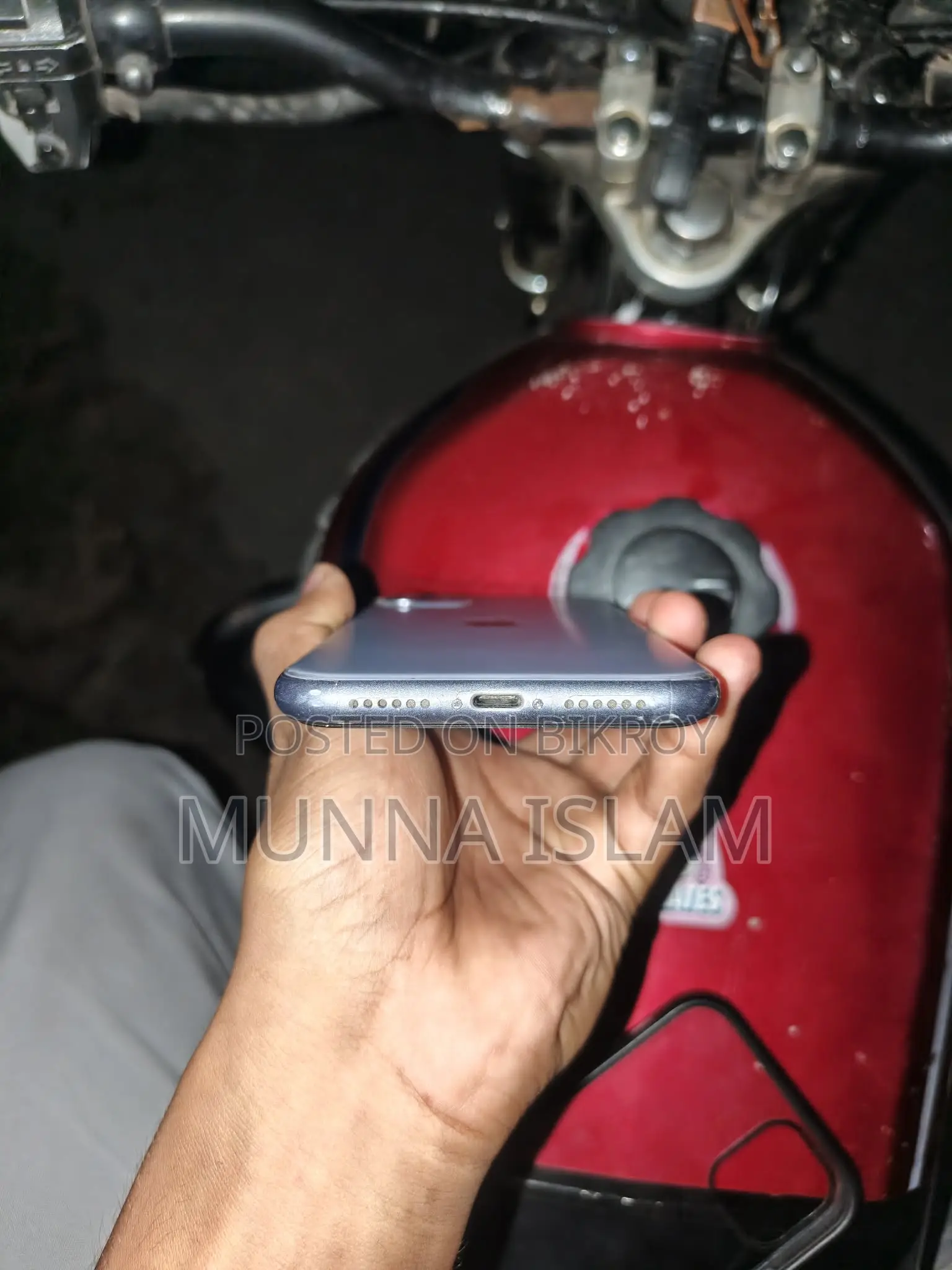 অ্যাপল আইফোন ১১ ১২৮ জিবি পার্পল