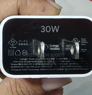 Google Pixel Charger