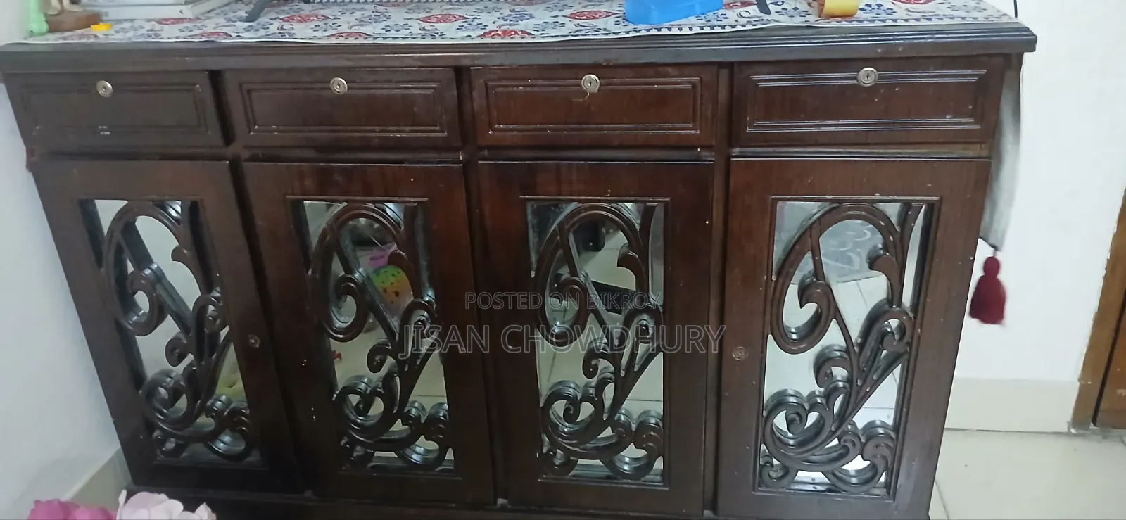 বেড ক্যাবিনেট