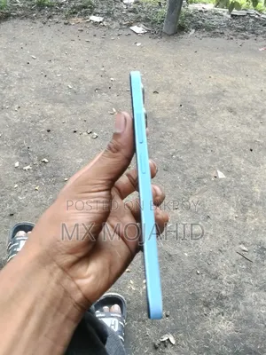রিয়েলমি ১২ ৫জি ২৫৬ জিবি নীল