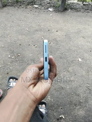 রিয়েলমি ১২ ৫জি ২৫৬ জিবি নীল