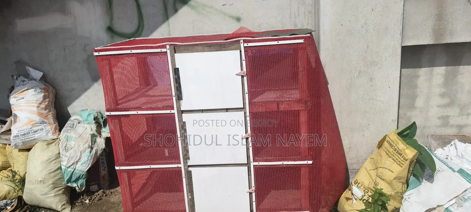 পাখি এবং পায়রার জন্য বড় খাঁচা সানকৌনার
