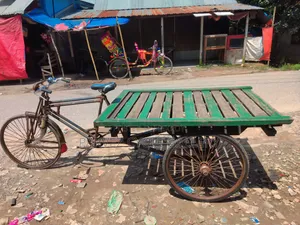 মোটরসাইকেল ২০২৬ কালো