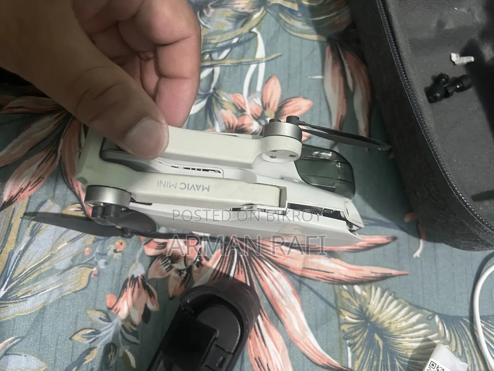 DJI Mavic Mini Fly More Combo - Slightly Damaged (For Parts/Repair)
