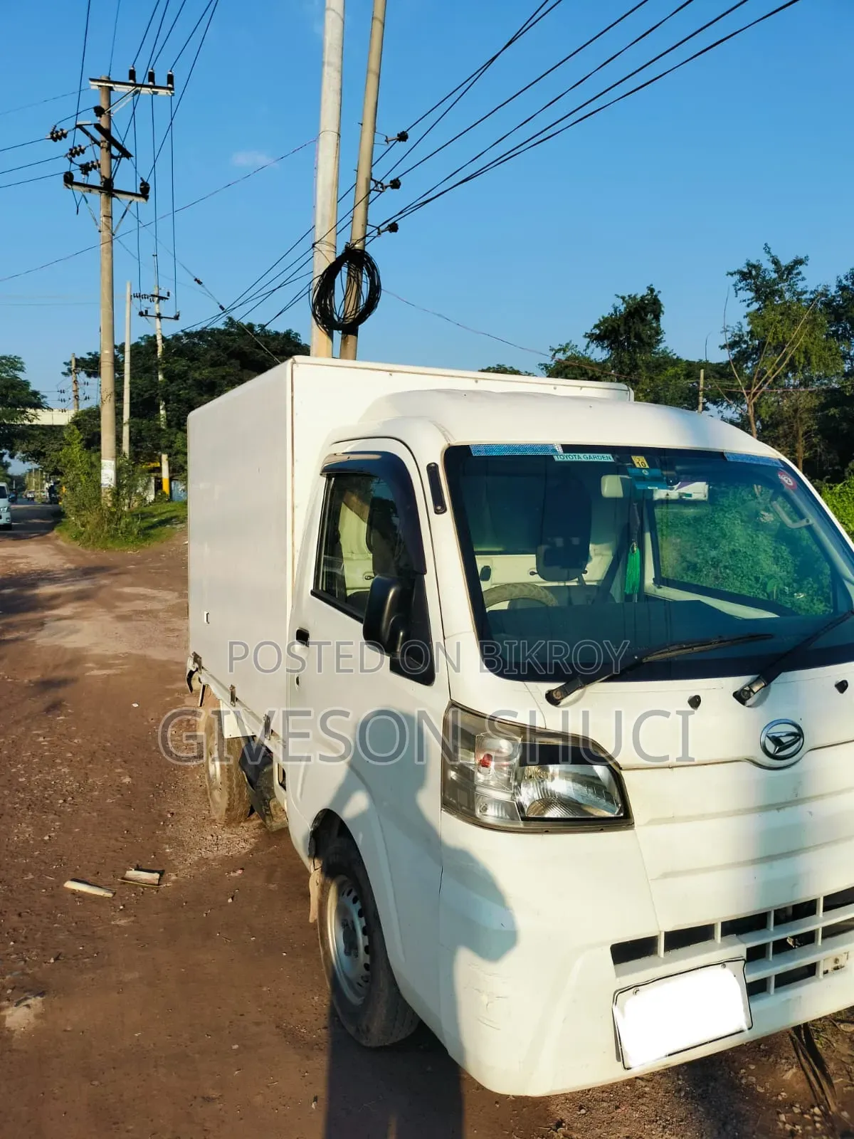 Daihatsu Hijet 2015 White