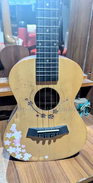 Molin Soprano Ukulele (21-Inch)