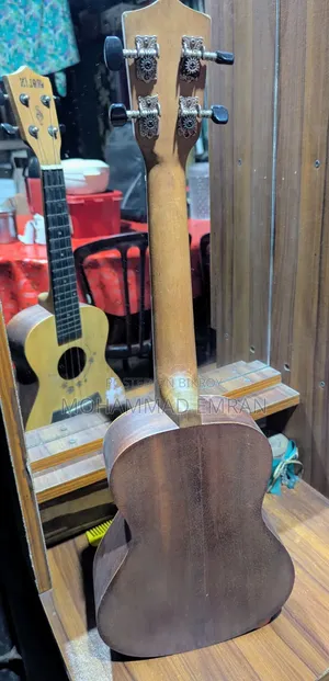 Molin Soprano Ukulele (21-Inch)