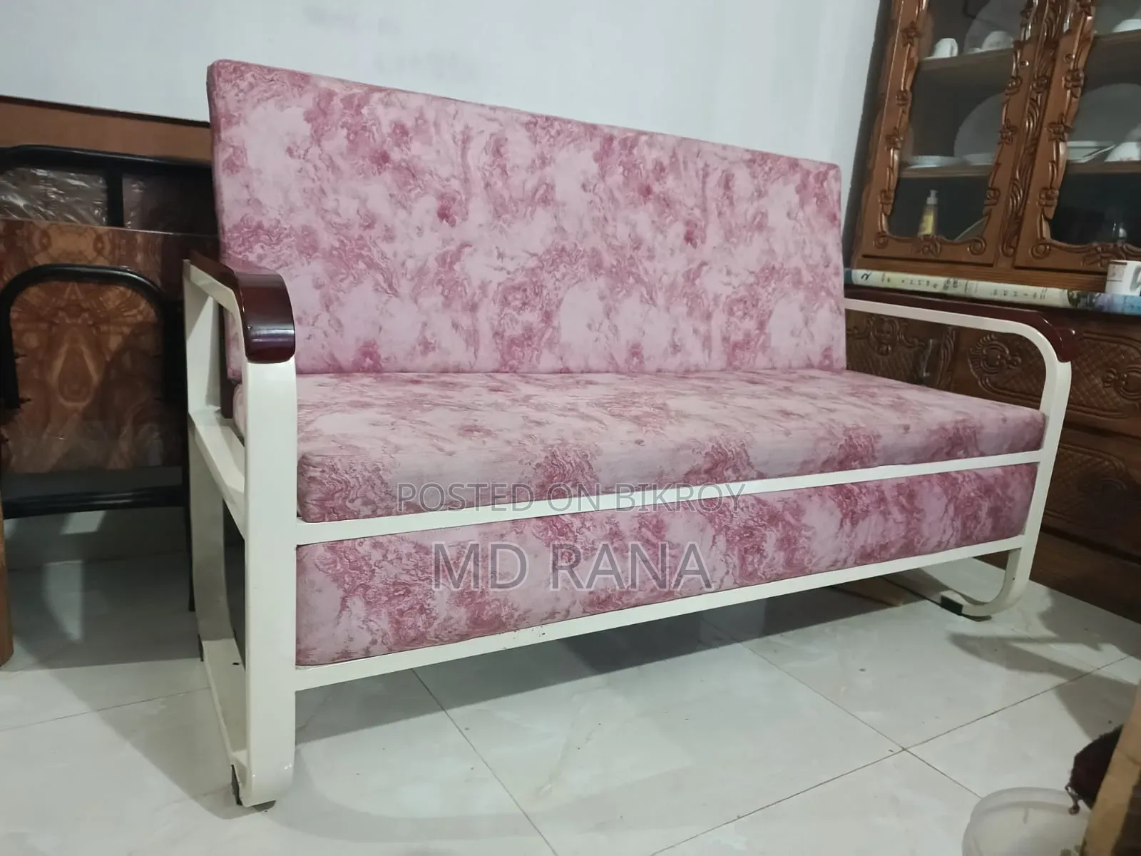 1 Four-Seater Sofa
