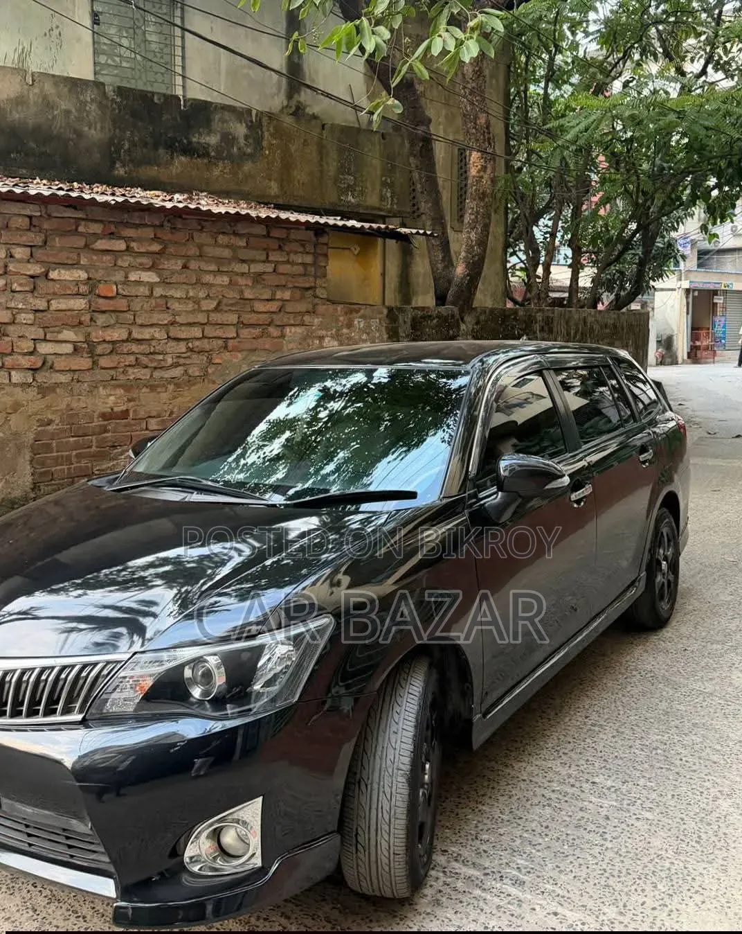 টয়োটা করোলা ফিল্ডার ১.৫ পেট্রোল এফডব্লিউডি ২০১৩ কালো