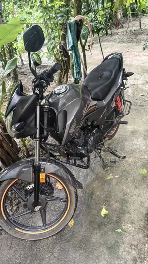 হোন্ডা লিভো ২০২১ ব্ল্যাক