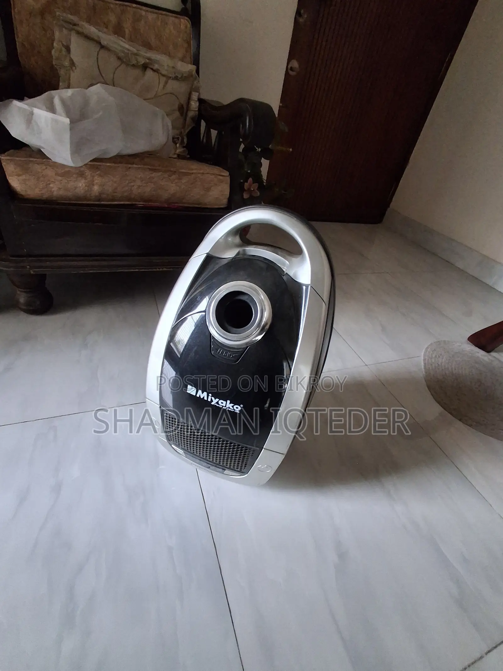 Vacuum Cleaner
