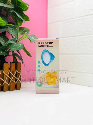 Flower-Shaped LED Desk Lamp L0731