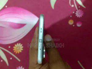 ইনফিনিক্স হট ৬০ প্রো+ ২৫৬ জিবি সাদা