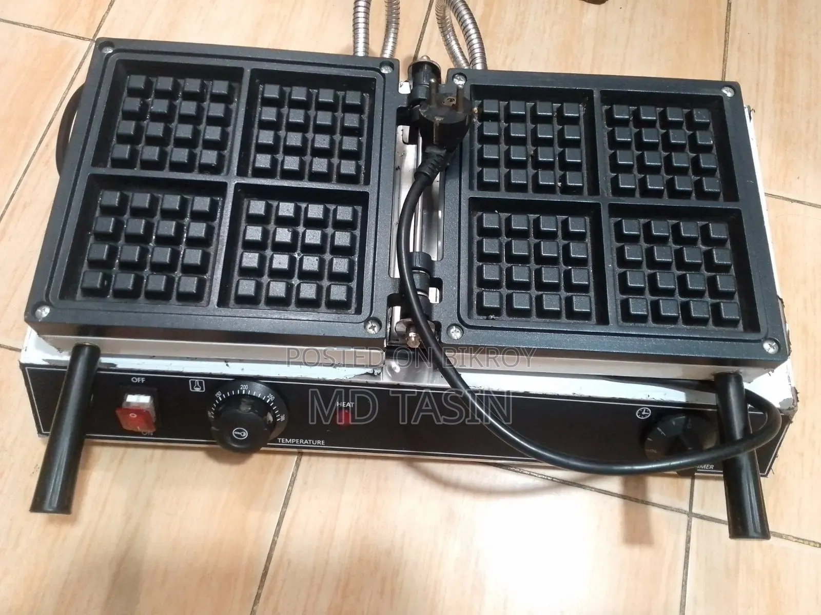 Waffle Machine