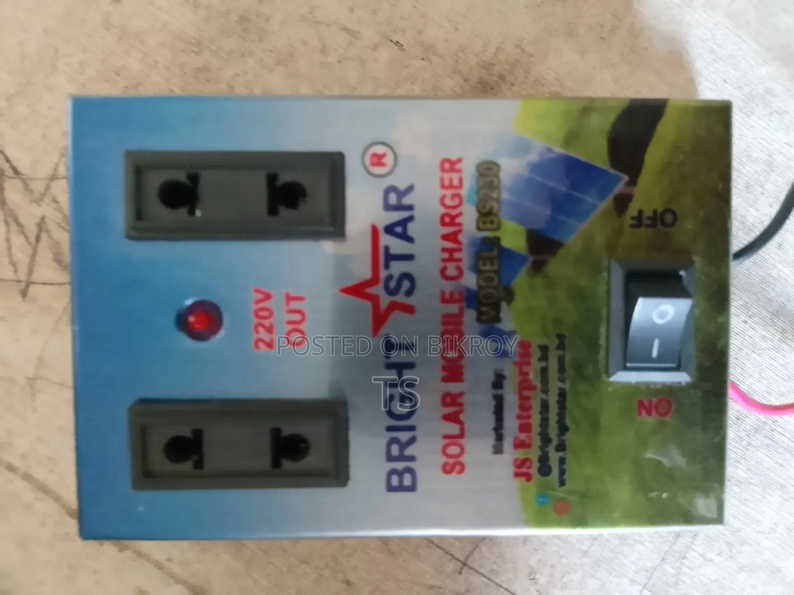 DC 12v to AC 240v Solar Adapter