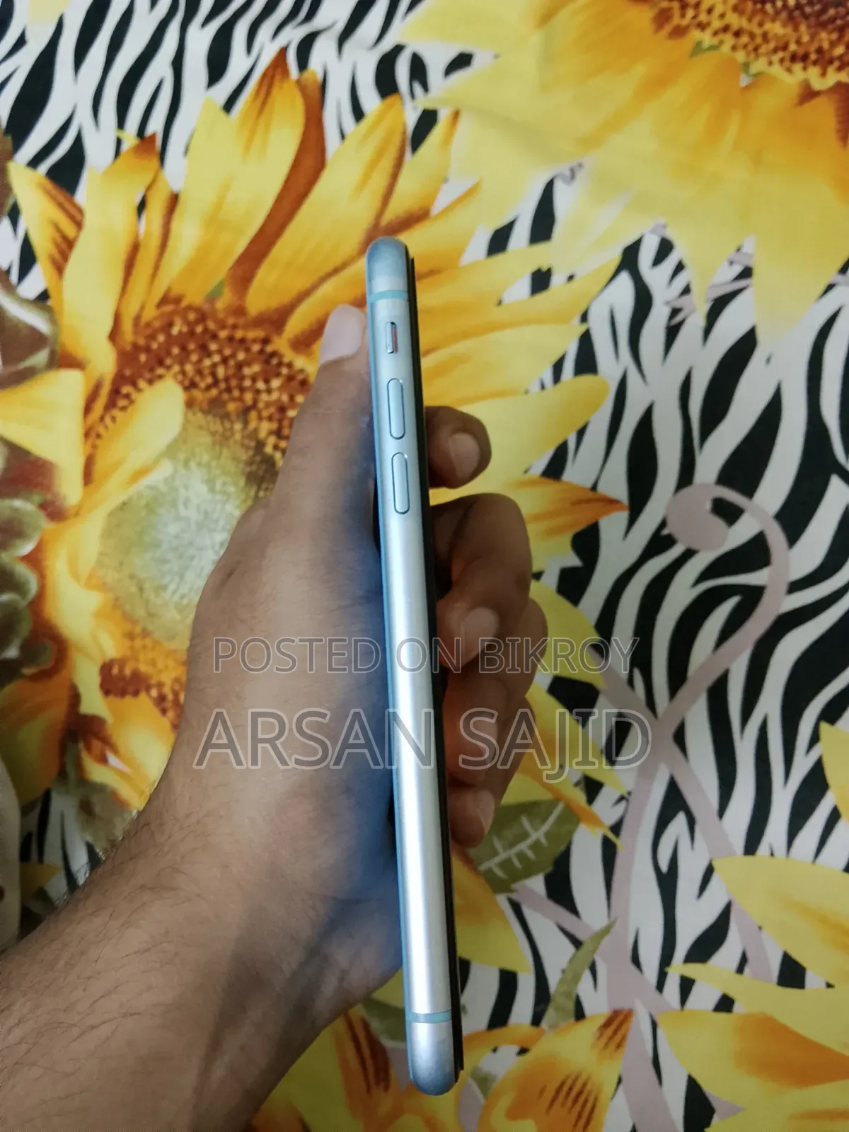 অ্যাপল আইফোন এক্সআর ১২৮ জিবি নীল