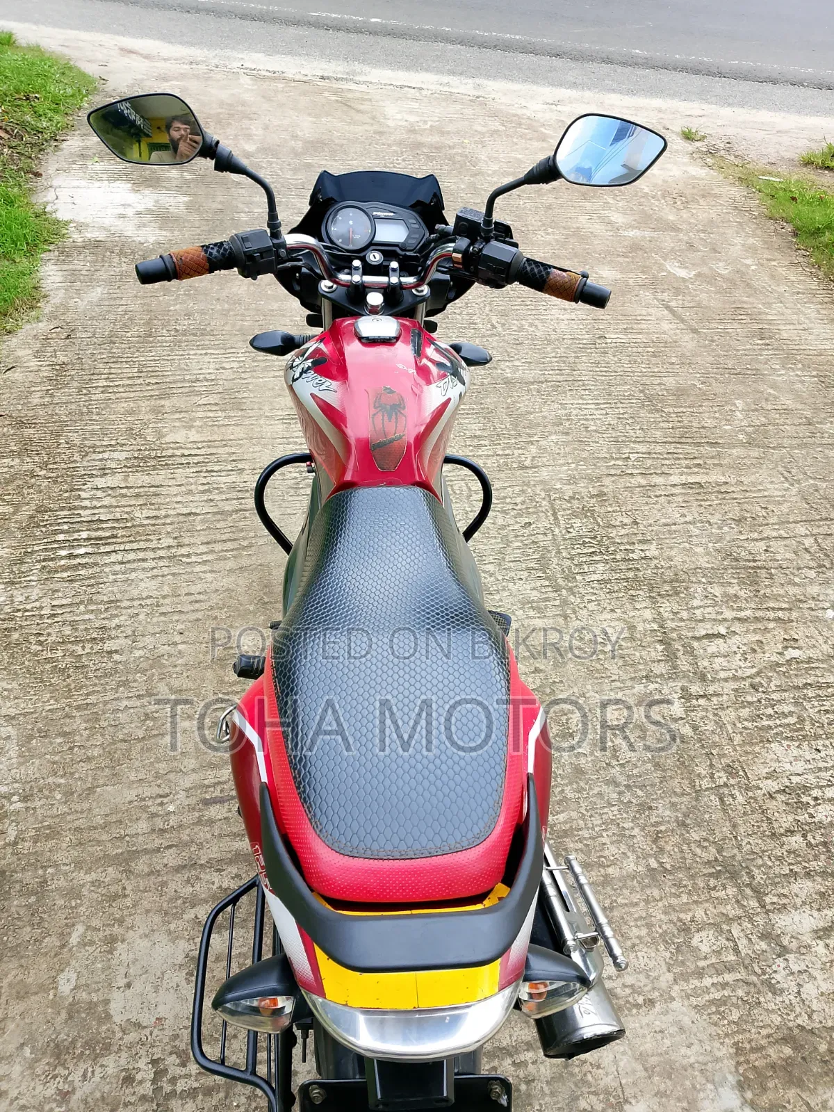 Bajaj Discover 125 2020 Red