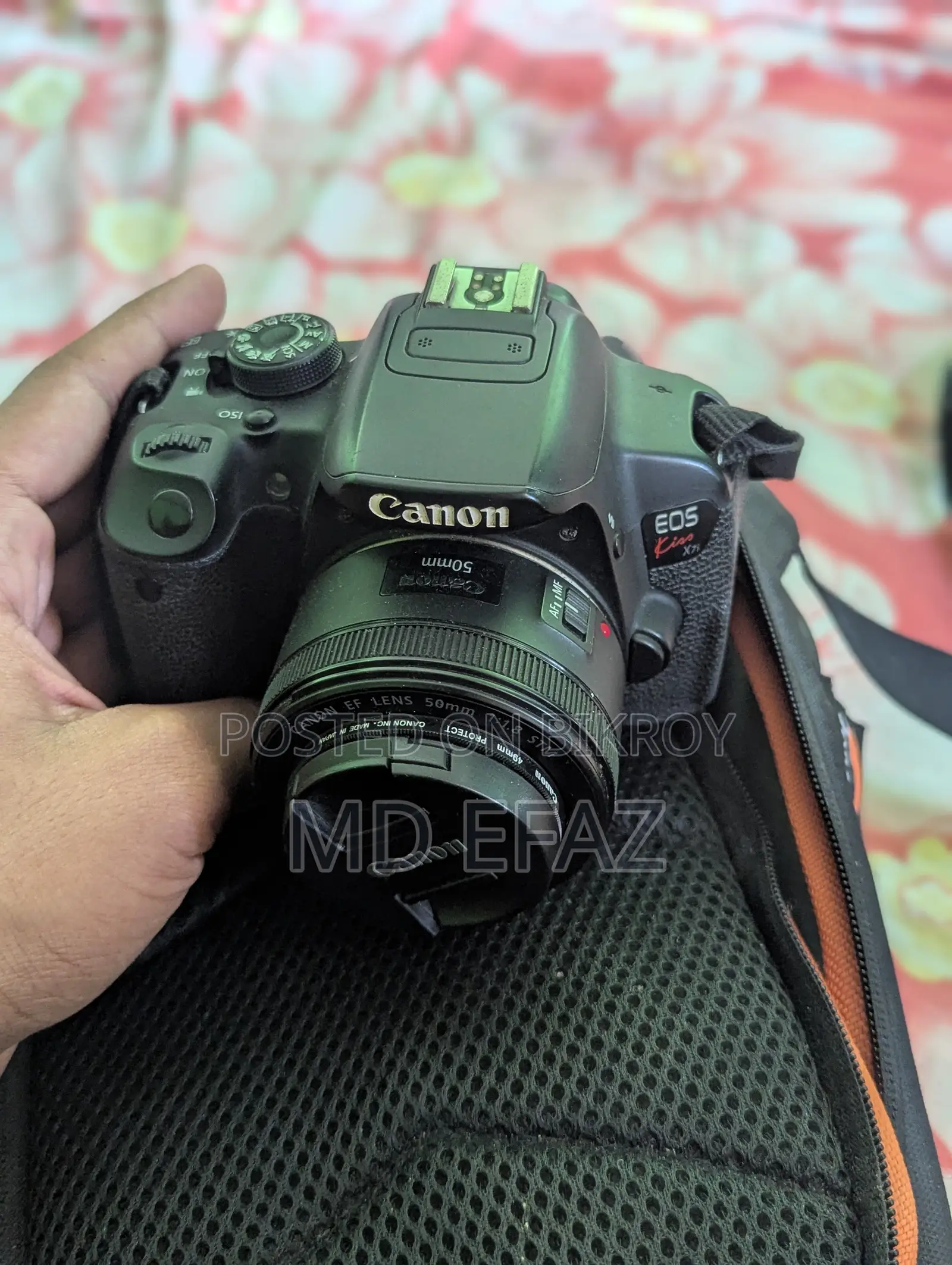Canon EOS Kiss X7i With 50mm 75-300mm Lens