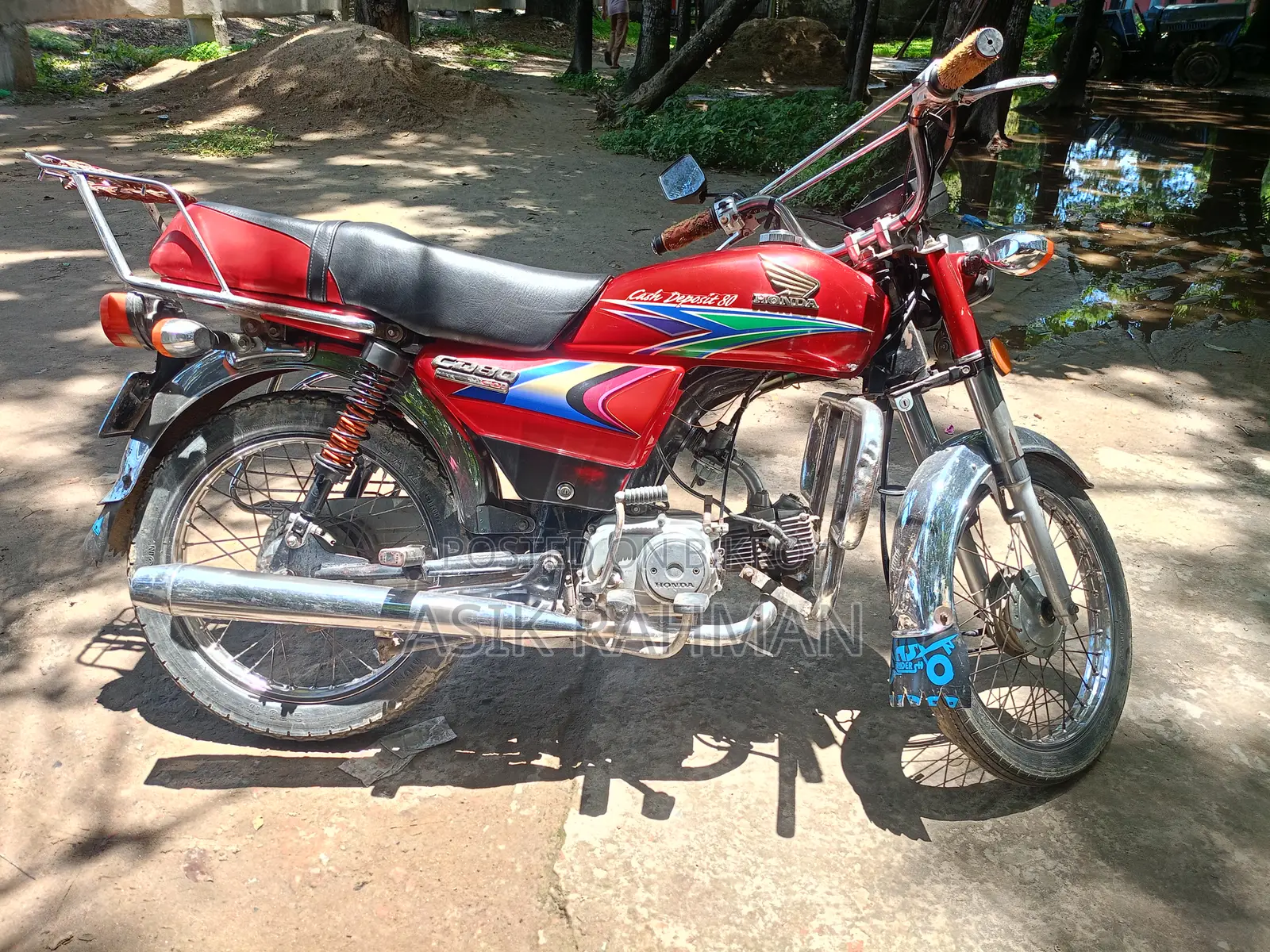 Honda 2000 Red