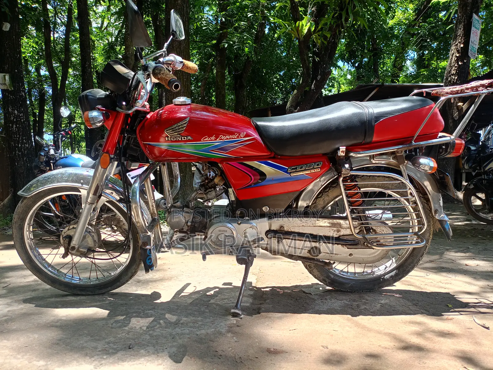 Honda 2000 Red
