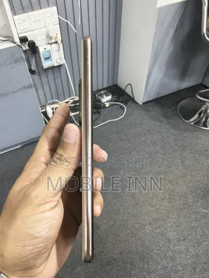 Vivo V60e 128 GB Gold