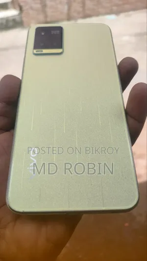 Vivo Y33s 128 GB