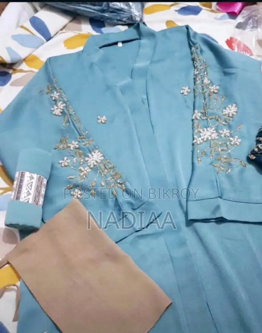 Want to Sell This Beautiful Karcupi Work Burka and Hijab Combo