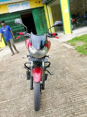 Bajaj Discover 100 2012 Red