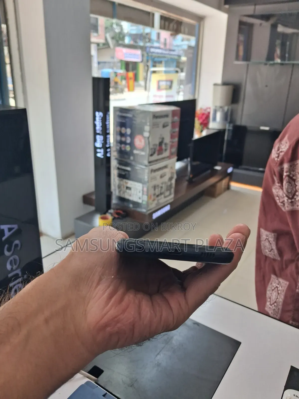 স্যামসাং গ্যালাক্সি এফ২২ ১২৮ জিবি ব্ল্যাক