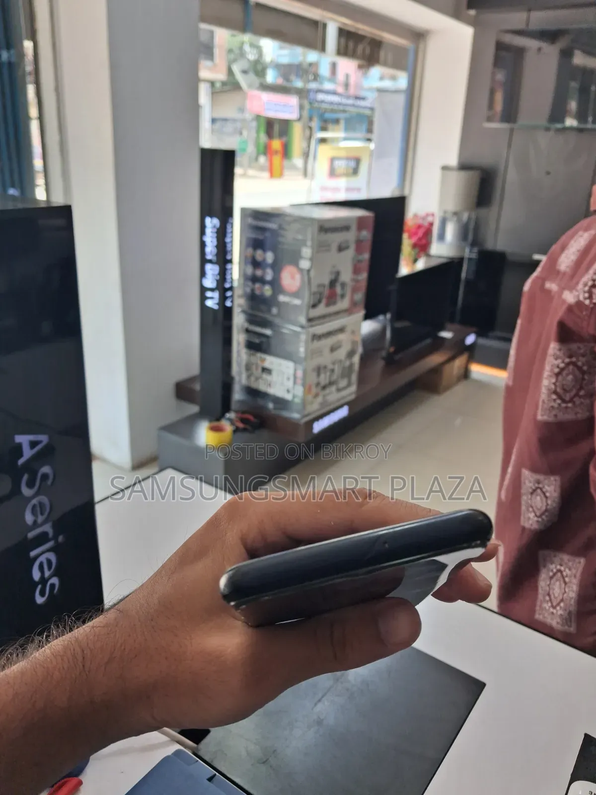 স্যামসাং গ্যালাক্সি এফ২২ ১২৮ জিবি ব্ল্যাক
