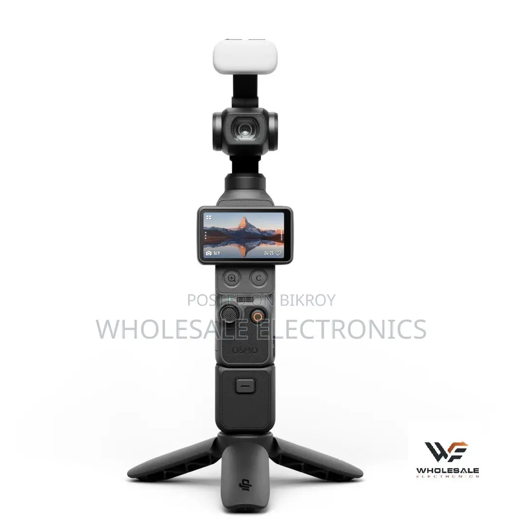 DJI Osmo Pocket 4 Creator Combo