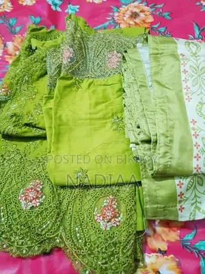 Want to Declutter Beautiful Three Piece Set