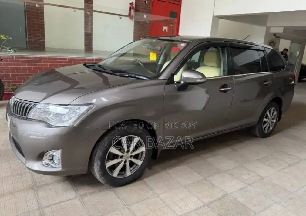 Toyota Corolla Fielder 1.5 Petrol Front-Wheel Drive 2013 Brown
