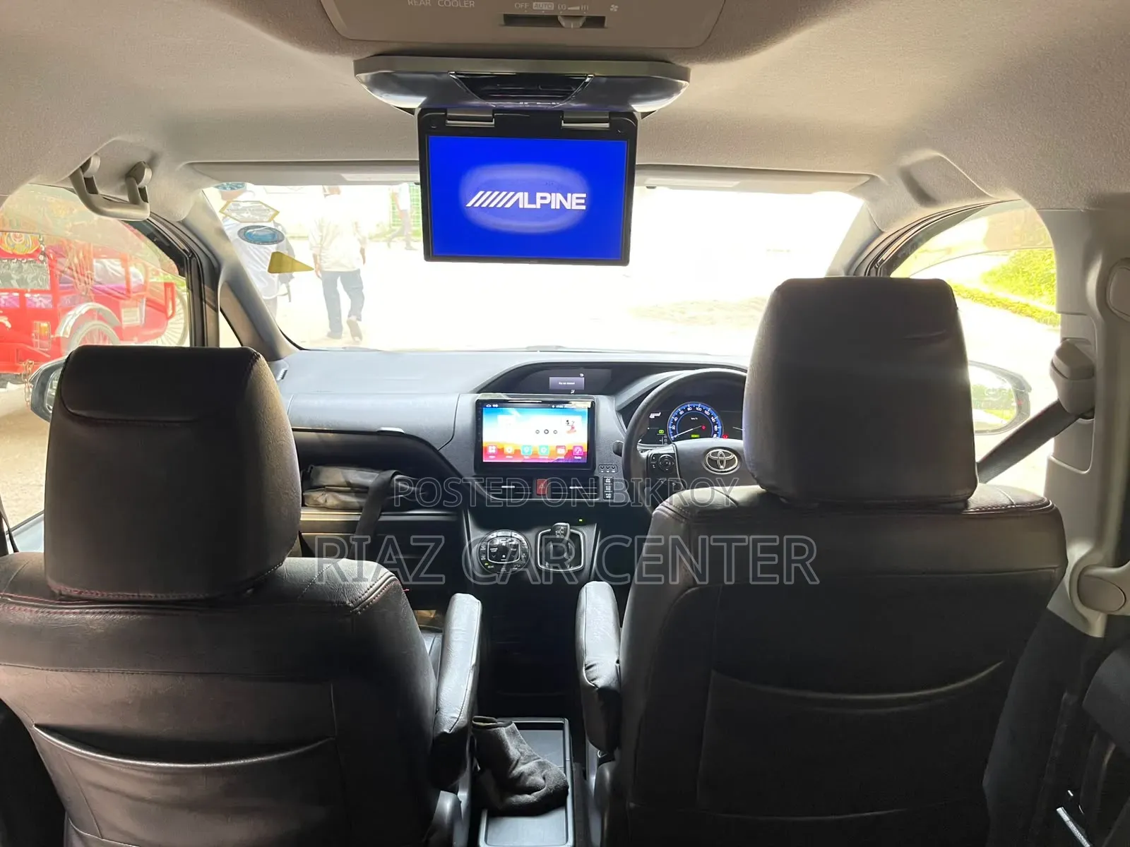 Toyota Esquire 2015 Brown