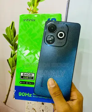 ইনফিনিক্স স্মার্ট ৮ ৬৪ জিবি কালো