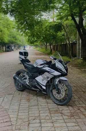 Yamaha R15 V3 2023 Black