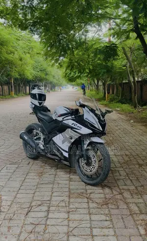 Yamaha R15 V3 2023 Black