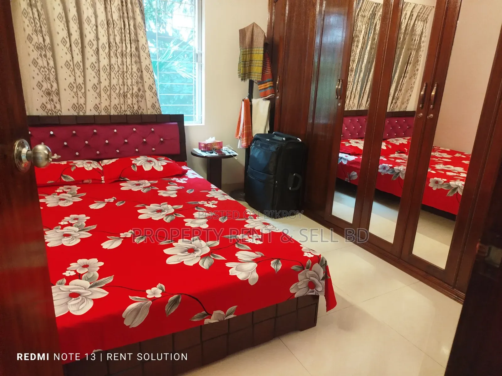 ফার্নিশড ৩ বেডরুম অ্যাপার্টমেন্ট ইন প্রপার্টি রেন্ট সেল, বারিধারা ফর রেন্ট