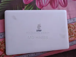 Laptop 4GB Intel Atom SSD 32GB