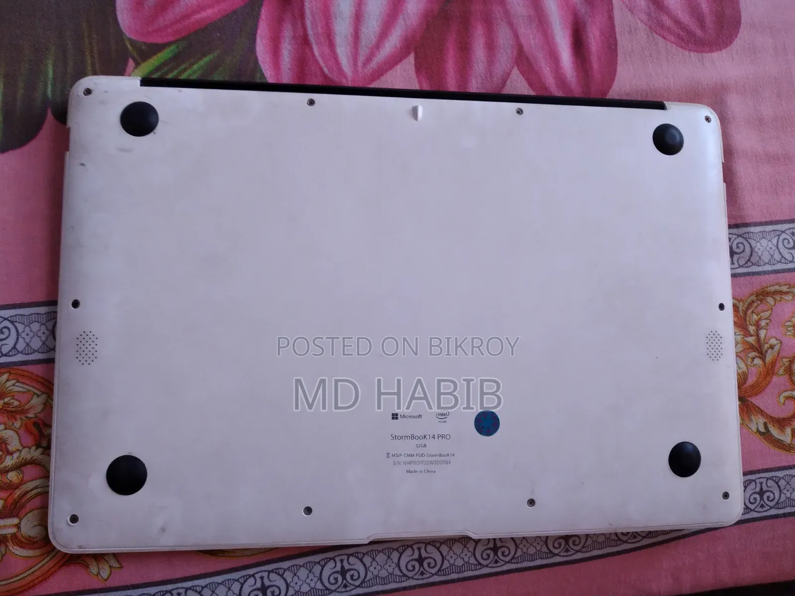 Laptop 4GB Intel Atom SSD 32GB