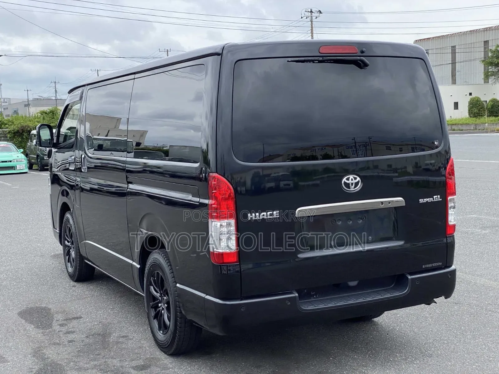 Toyota HiAce 2023 Black