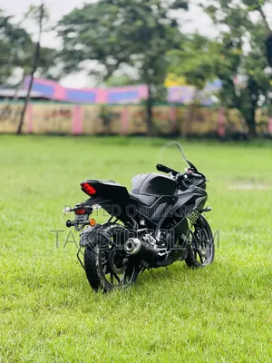 Yamaha R15 V3 2025 Black