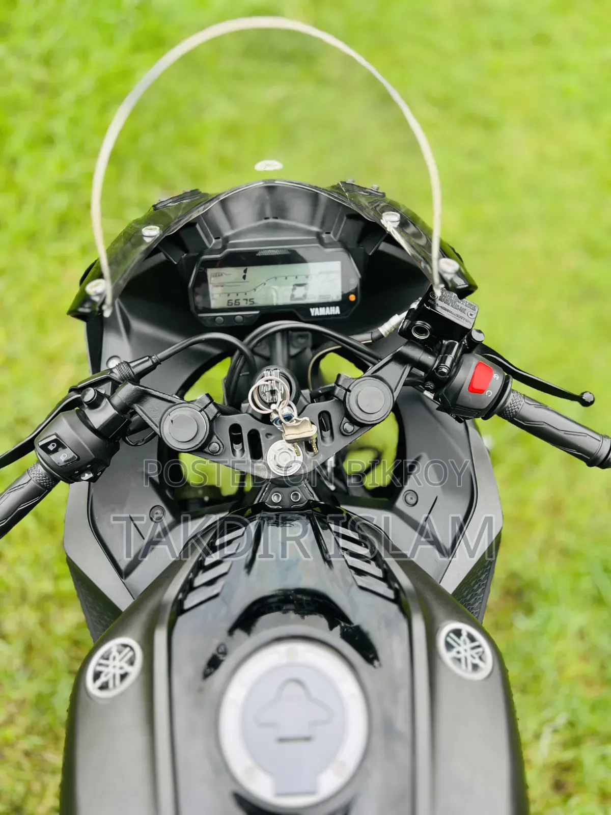 Yamaha R15 V3 2025 Black