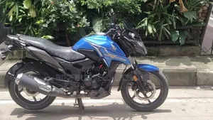 Honda X-Blade 160 2021 Blue