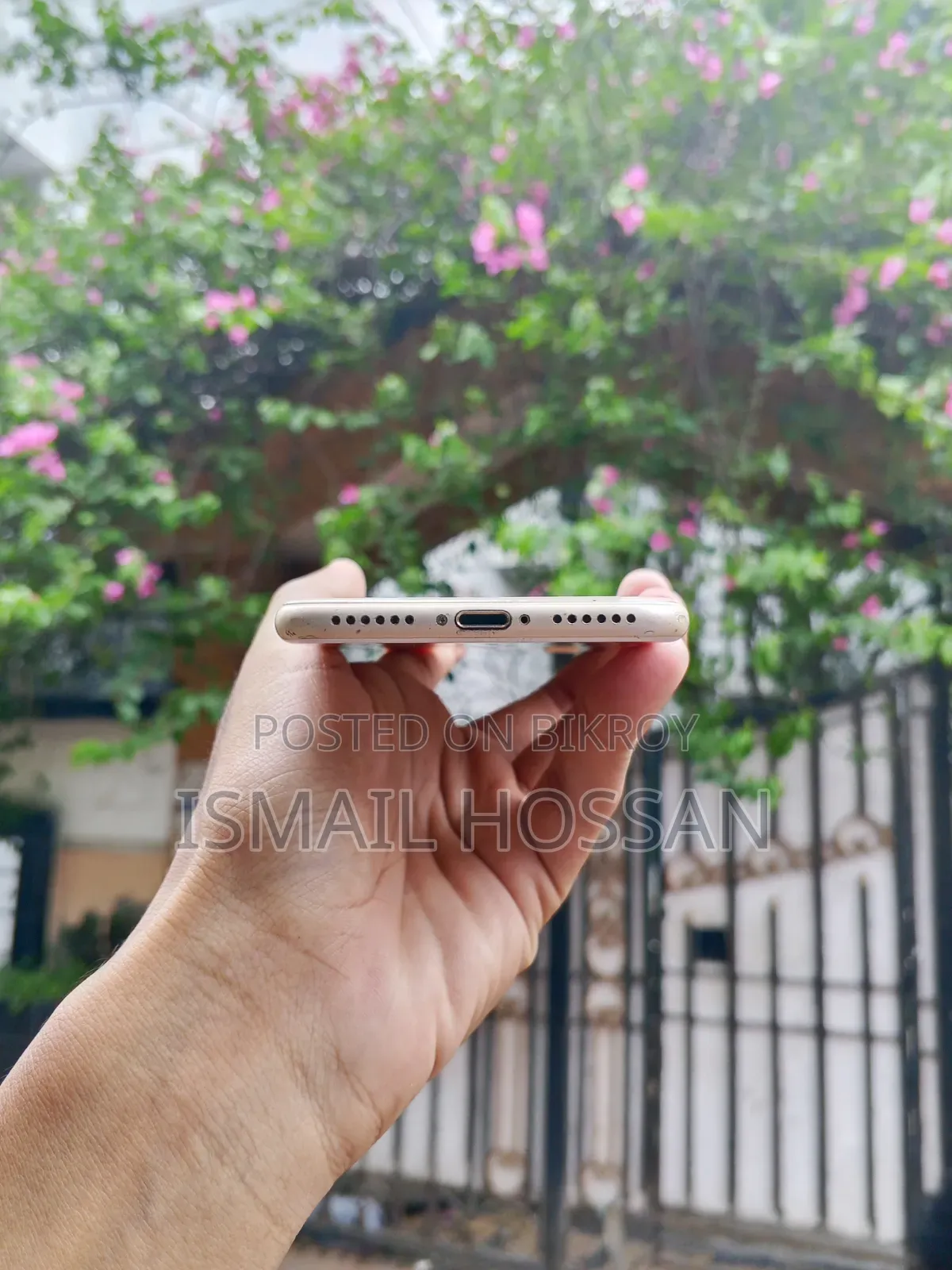 অ্যাপল আইফোন ৭ ৩২ জিবি হোয়াইট