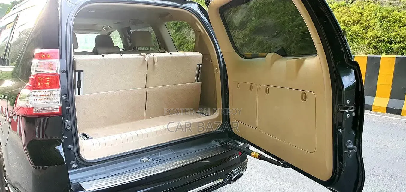Toyota Land Cruiser Prado 2.7 i 2011 Black