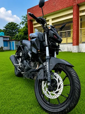 ইয়ামাহা এমটি-১৫ ২০২২ কালো